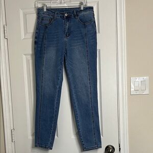 Stylish Blue Straight Leg Women's Jeans